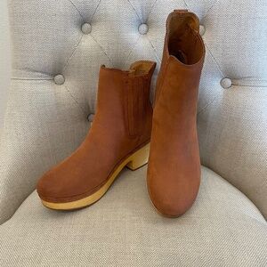 FRYE & Co. Women’s Size 8 Odessa Chelsea Boot in Rust Oily Nubuck Leather